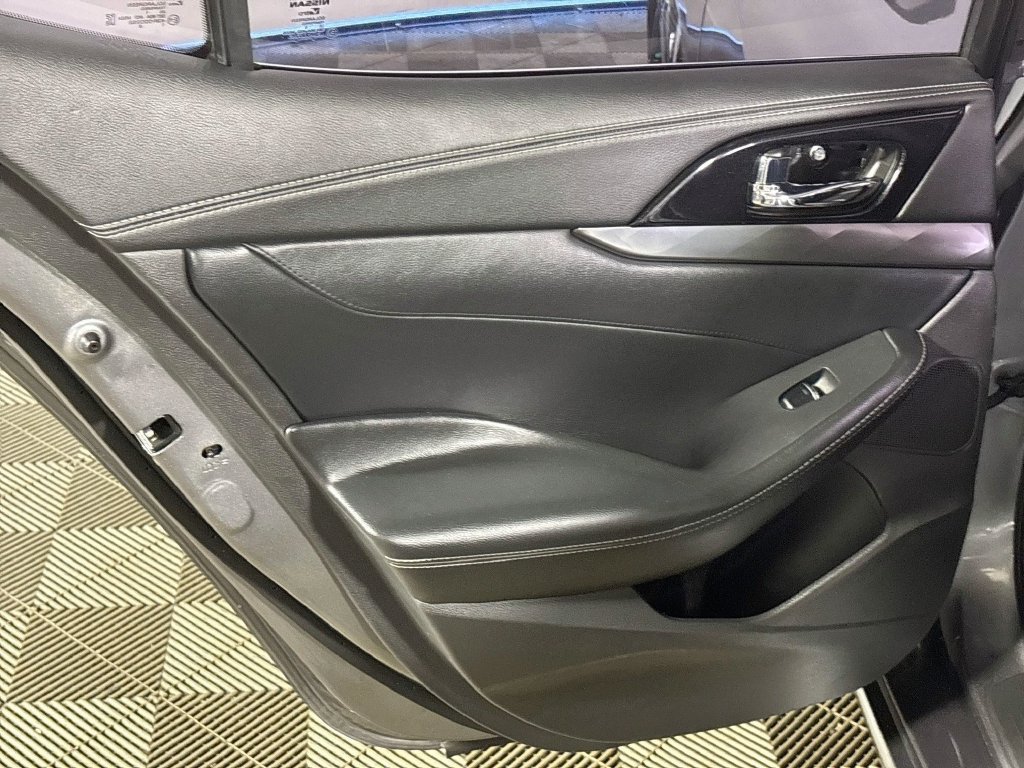 Used 2021 Nissan Maxima 3.5 SV w/ Floor Mat Group FWD image 19