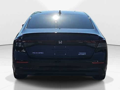 Used 2025 Honda Accord Sport image 7
