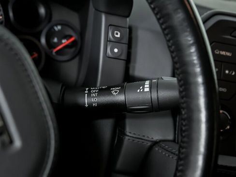 Used 2019 Nissan GT-R Premium AWD/4WD image 28