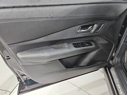 Certified 2024 Nissan Ariya AWD image 12