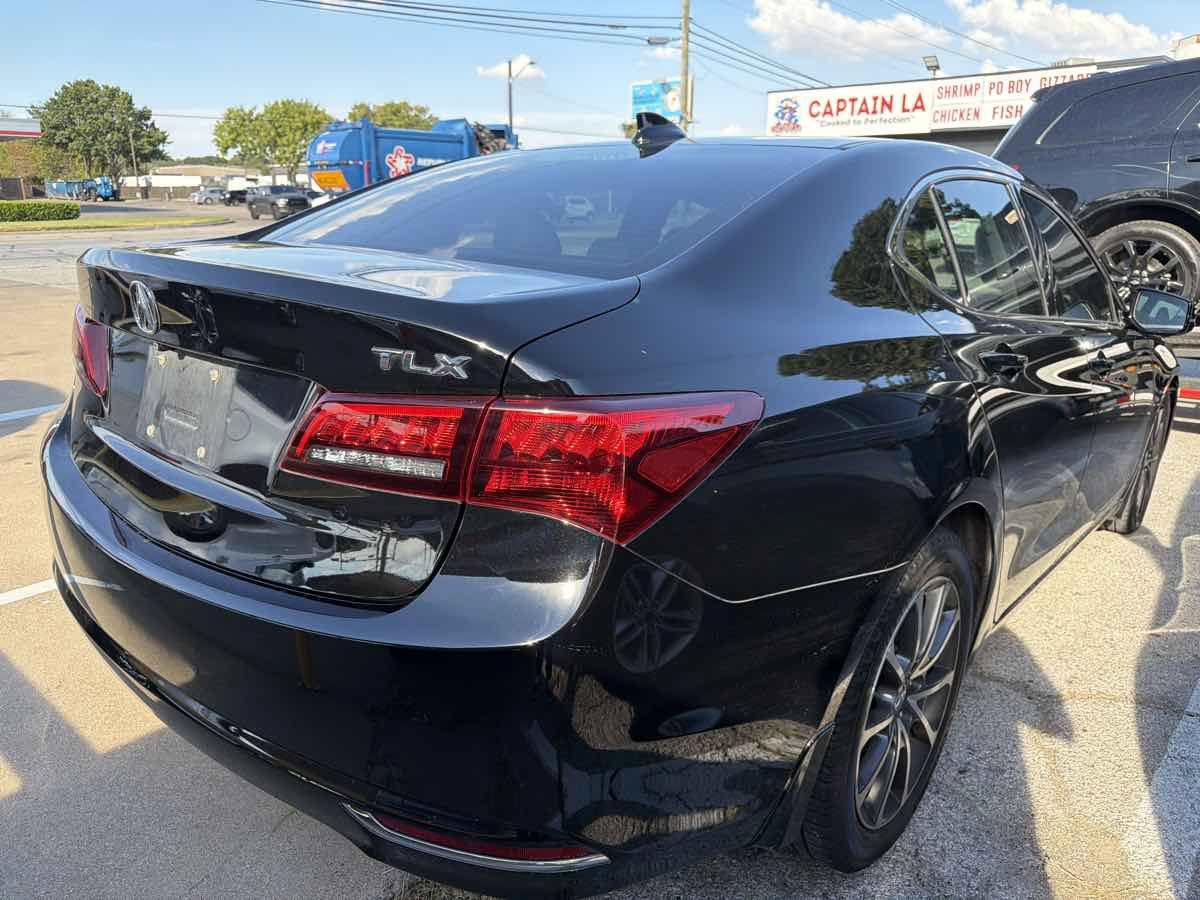 Used 2015 Acura TLX w/ Technology Package FWD image 3