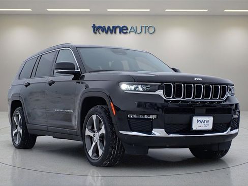 Certified 2023 Jeep Grand Cherokee L Limited w/ Trailer Tow Group (B) image 7