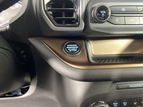 Used 2023 Ford Bronco Sport Outer Banks AWD/4WD image 25