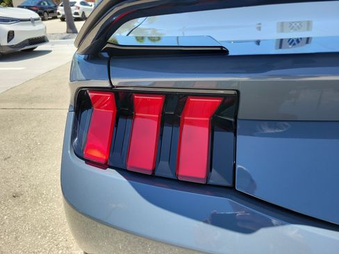 Used 2024 Ford Mustang Dark Horse RWD image 10