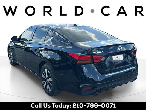 Used 2021 Nissan Altima 2.5 SL FWD image 5