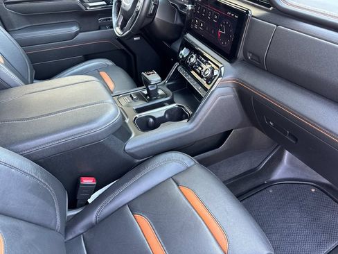 Used 2025 GMC Sierra 1500 AT4 AWD/4WD image 14