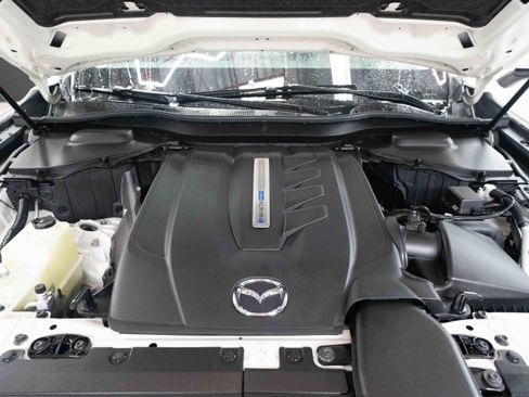 Used 2024 MAZDA CX-90 Plug-In Hybrid w/ Preferred AWD/4WD image 32