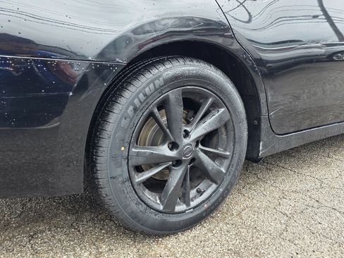 Used 2013 Nissan Altima 2.5 SL w/ Technology Pkg image 17