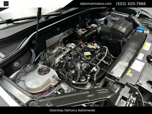 Used 2024 Volkswagen Atlas Cross Sport SE image 47