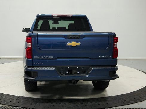 Used 2024 Chevrolet Silverado 1500 Custom AWD/4WD image 7