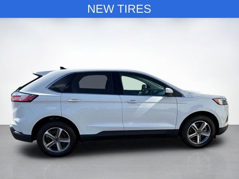 Certified 2023 Ford Edge SEL w/ Convenience Package AWD/4WD image 2