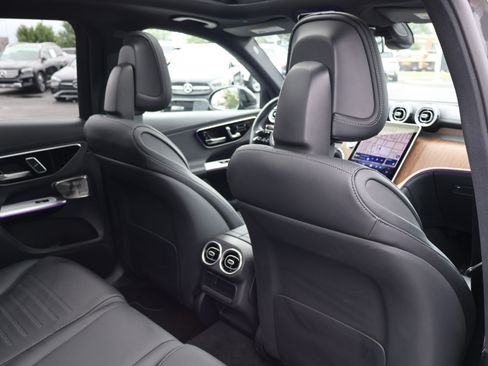 Certified 2025 Mercedes-Benz GLC 300 image 25