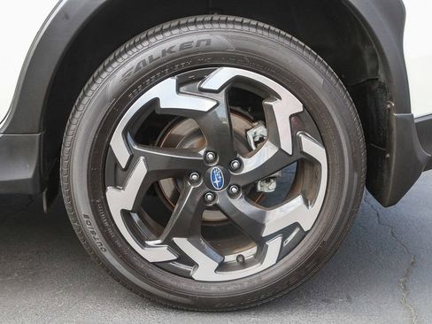 Used 2023 Subaru Crosstrek 2.5i Limited w/ Popular Package #2 image 9