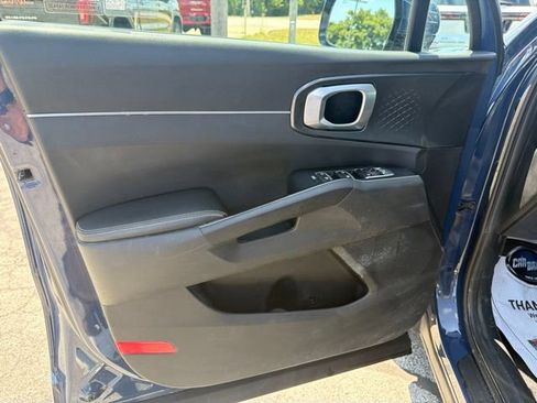 Used 2024 Kia Sorento S w/ Panoramic Sunroof Package FWD image 13