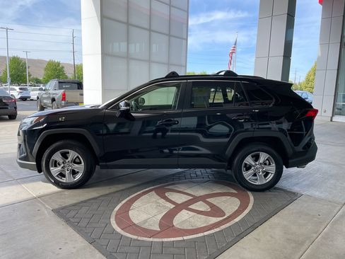 Certified 2024 Toyota RAV4 LE AWD/4WD image 6