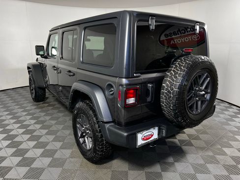 Used 2024 Jeep Wrangler Sport S image 7