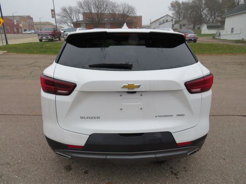 Used 2025 Chevrolet Blazer Premier w/ Driver Confidence II Package image 11