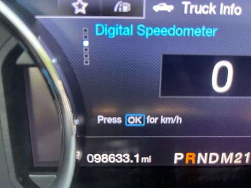 Used 2019 Ford F250 Platinum w/ Platinum Ultimate Package AWD/4WD image 27
