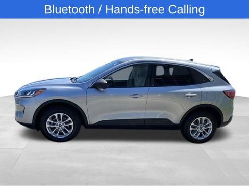 Used 2022 Ford Escape SE w/ Cold Weather Package image 5