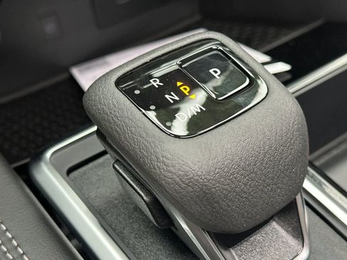 New 2026 Nissan Pathfinder Platinum FWD image 26