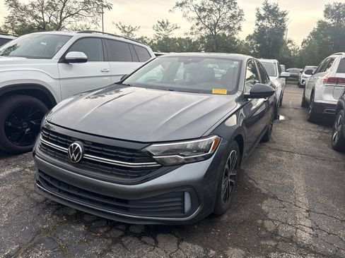 Used 2023 Volkswagen Jetta Sport FWD image 1