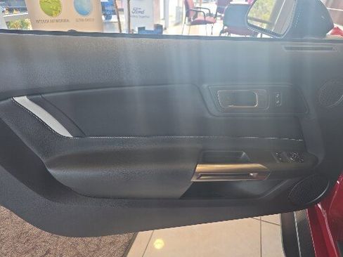 Certified 2020 Ford Mustang Shelby GT500 w/ Carbon Fiber Track Pack image 16