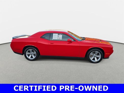 Certified 2023 Dodge Challenger SXT image 4