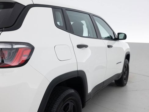 Used 2021 Jeep Compass Sport w/ Cold Weather Group AWD/4WD image 14