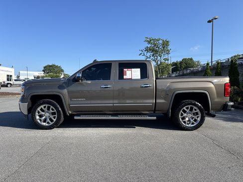 Used 2015 GMC Sierra 1500 SLT w/ SLT Crew Cab Value Package RWD image 7