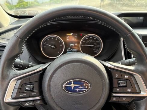 Used 2024 Subaru Forester Premium AWD/4WD image 17