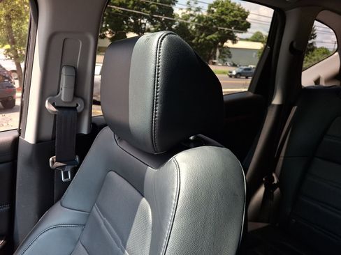 Used 2020 Honda CR-V EX-L image 17