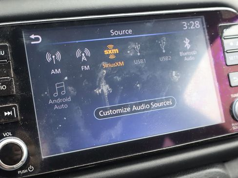 Used 2021 Nissan Kicks SR w/ Exterior Package FWD image 8