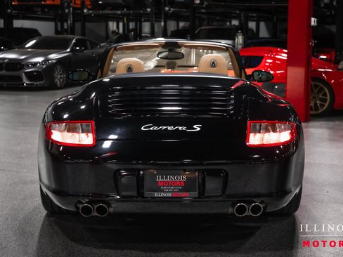 Used 2005 Porsche 911 Carrera S RWD image 4