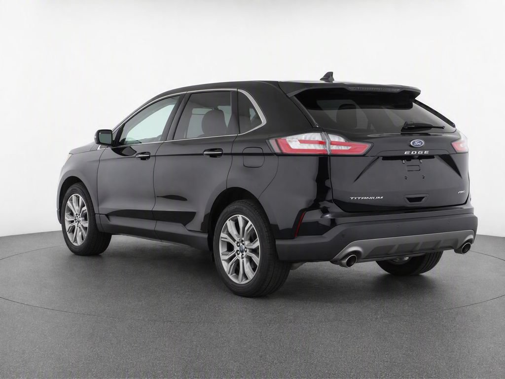 Used 2022 Ford Edge Titanium AWD/4WD image 3