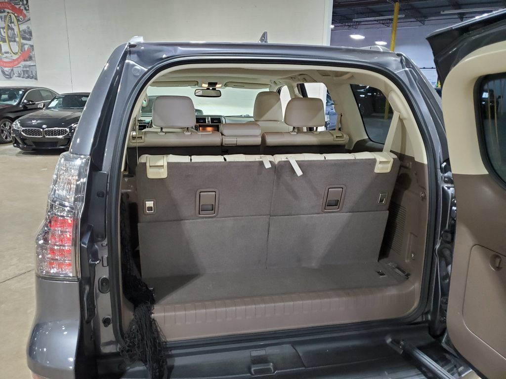 Used 2018 Lexus GX 460 Premium w/ Premium Package AWD/4WD image 43