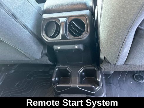 Used 2024 Jeep Wrangler Unlimited Sport AWD/4WD image 28