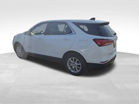 Used 2024 Chevrolet Equinox LT image 6