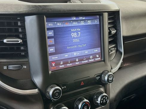 Used 2021 RAM 1500 Big Horn AWD/4WD image 17