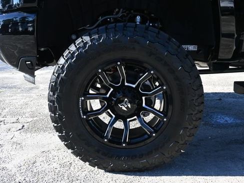 New 2025 Chevrolet Silverado 2500 High Country w/ High Country Premium Package image 28