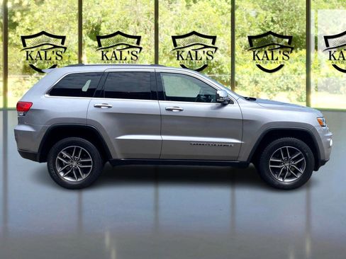 Used 2018 Jeep Grand Cherokee Limited image 4