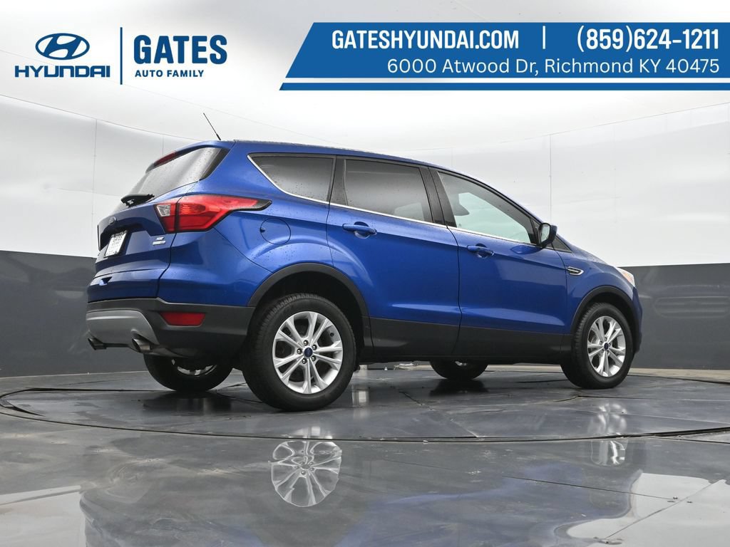 Used 2019 Ford Escape SE AWD/4WD image 35