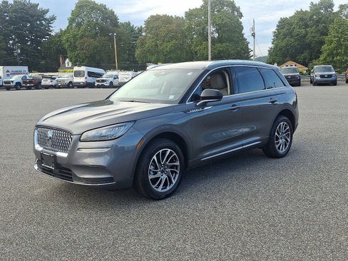 Used 2022 Lincoln Corsair Standard w/ Equipment Group 101A image 3