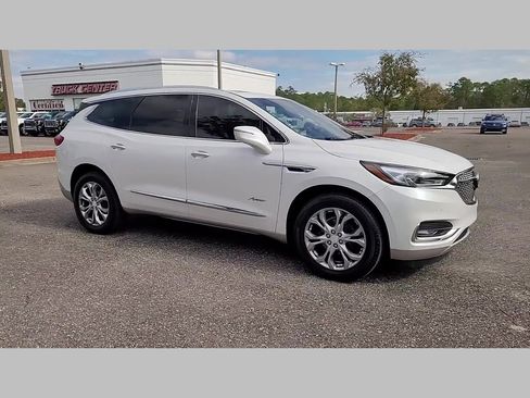 Used 2018 Buick Enclave Avenir w/ Avenir Technology Package image 29
