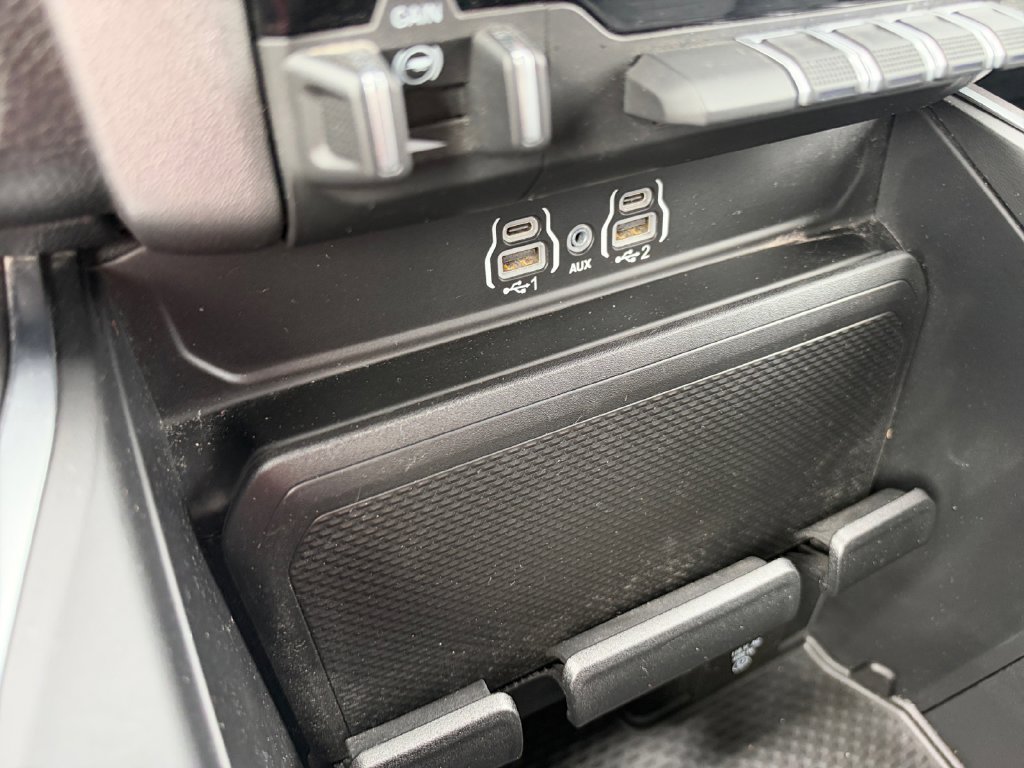 Used 2025 RAM 1500 Big Horn AWD/4WD image 25