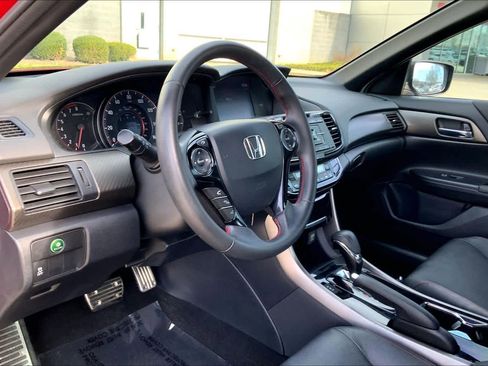 Used 2017 Honda Accord Sport Special Edition image 16