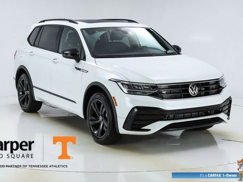Used 2023 Volkswagen Tiguan SE R-Line AWD/4WD image 15