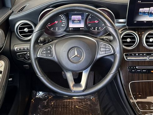 Used 2017 Mercedes-Benz GLC 300 4MATIC image 16