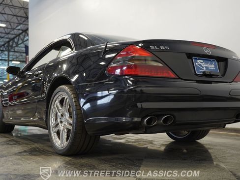 Used 2005 Mercedes-Benz SL 65 AMG image 21