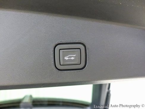 New 2025 Cadillac Lyriq Sport w/ LPO, Floor Liner Package image 20