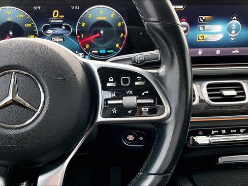Used 2020 Mercedes-Benz GLE 450 4MATIC w/ Premium Package image 26